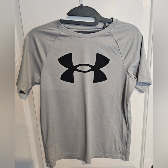 Bundle (2) Under Armour Short & Tee Shirts Sz YMD - Picture 7 of 11
